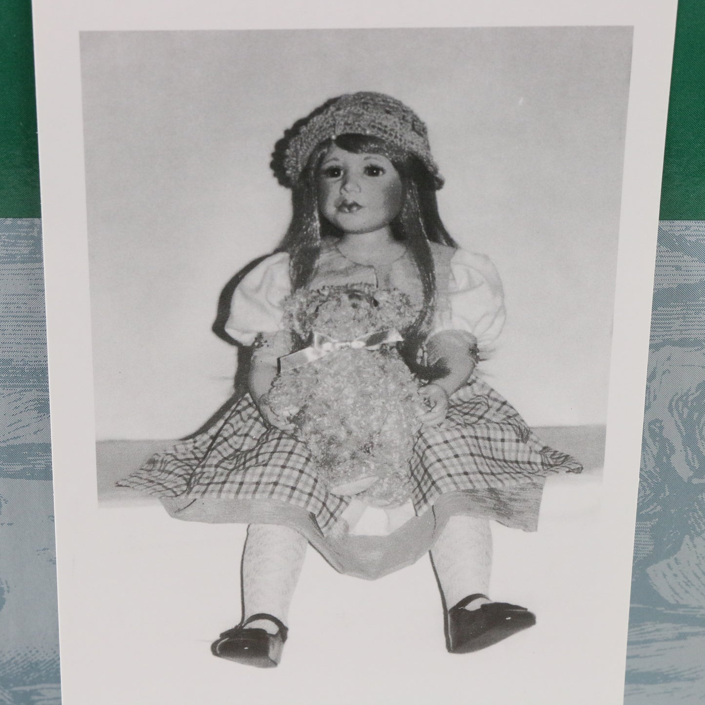 Amaria Berdine Creedy Masterpiece Gallery Large 28" Porcelain Doll 546/1000