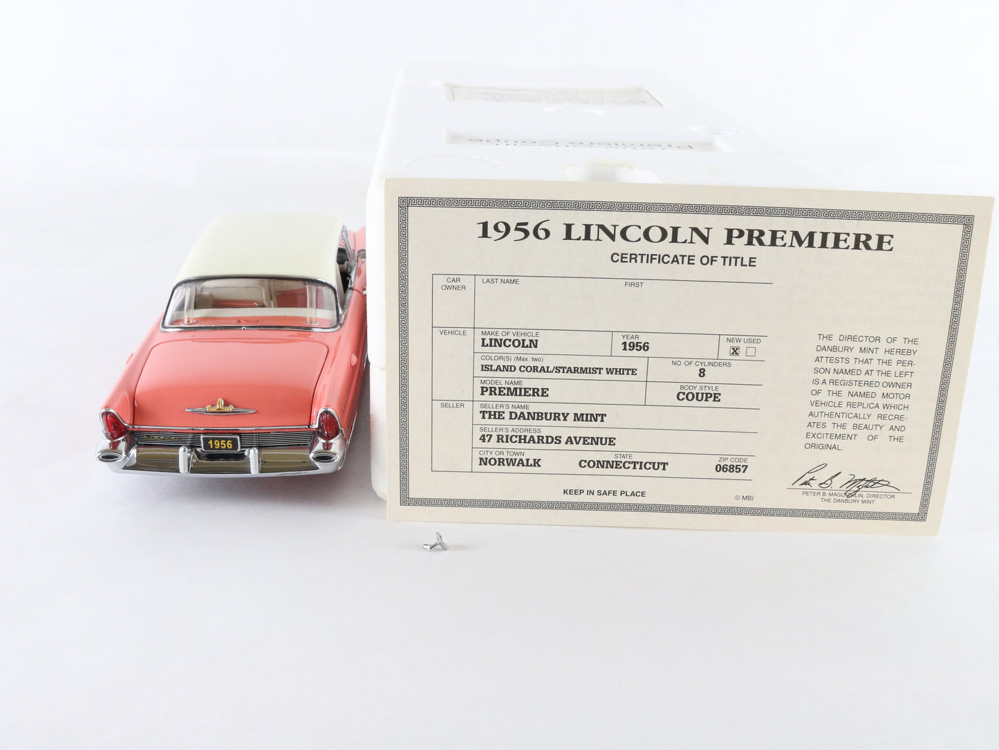 1956 Lincoln Premiere Coupe Coral & White Danbury Mint 1:24 Diecast Model