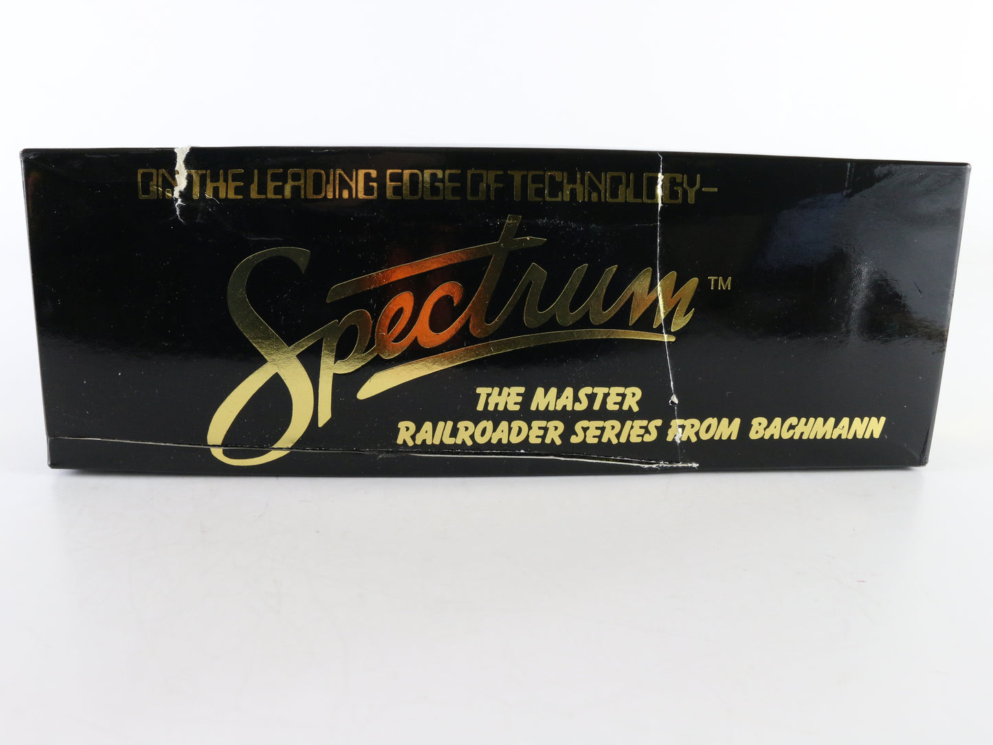 Bachmann Spectrum HO Main Central 15 GE 44 Ton Diesel Switcher