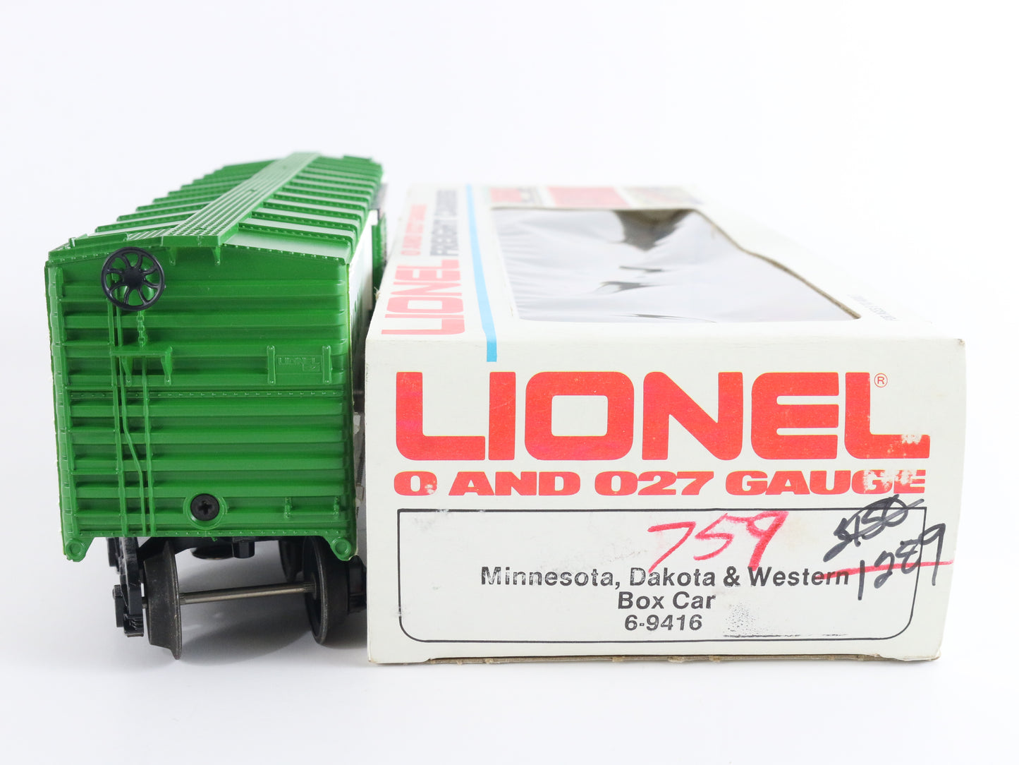 Lionel O 6-9416 Minnesota Dakota & Western MDW 9416 Boxcar in Box authentic railroad collectible freight car
