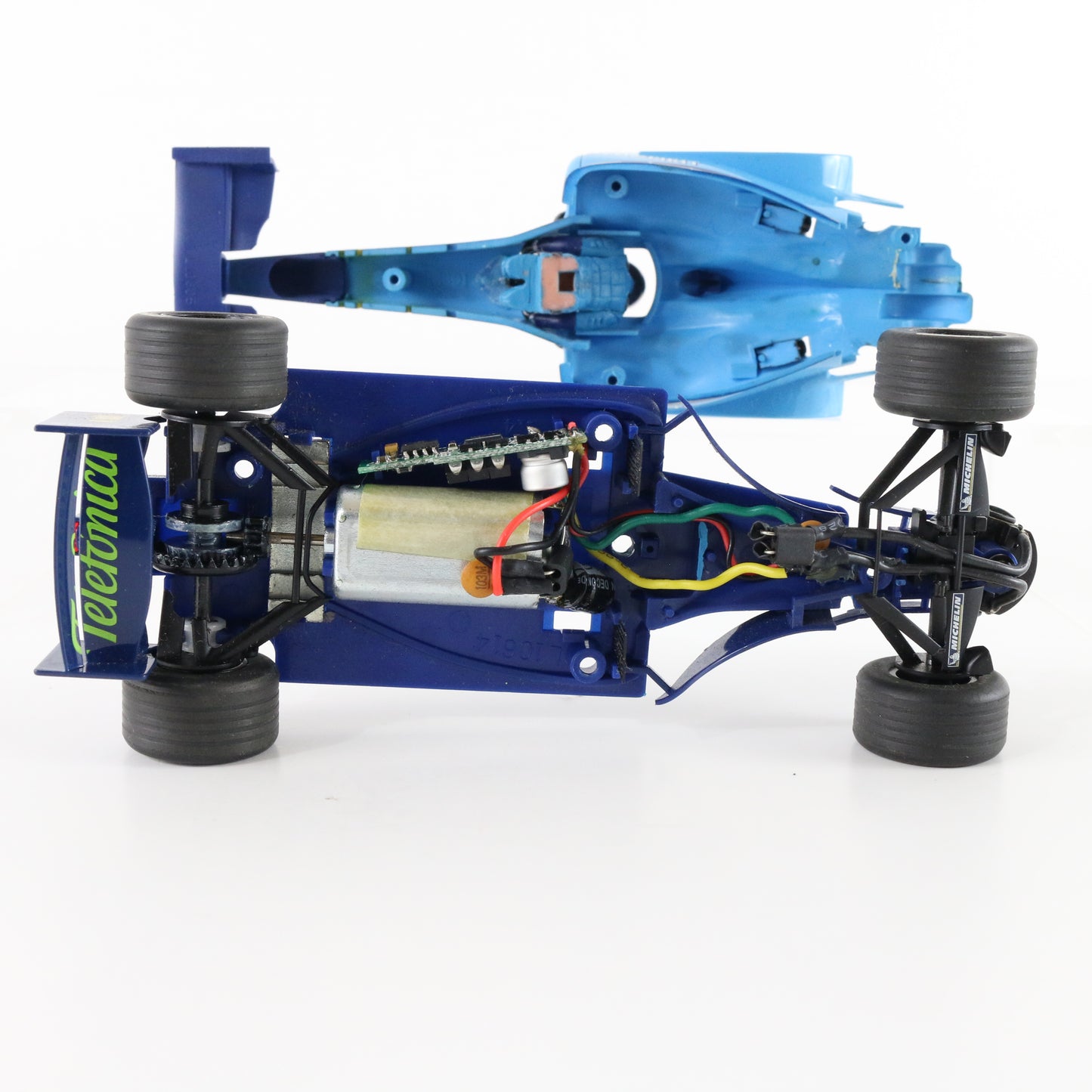 Renault T R24 #8 Team Spirit Blue & Yellow Hornby Scalextric 1:32 Slot Car