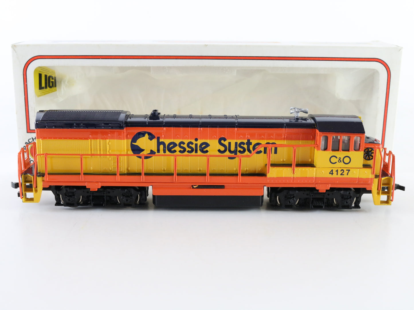 Bachmann HO Chessie System 4127 GE U36B Diesel Locomotive
