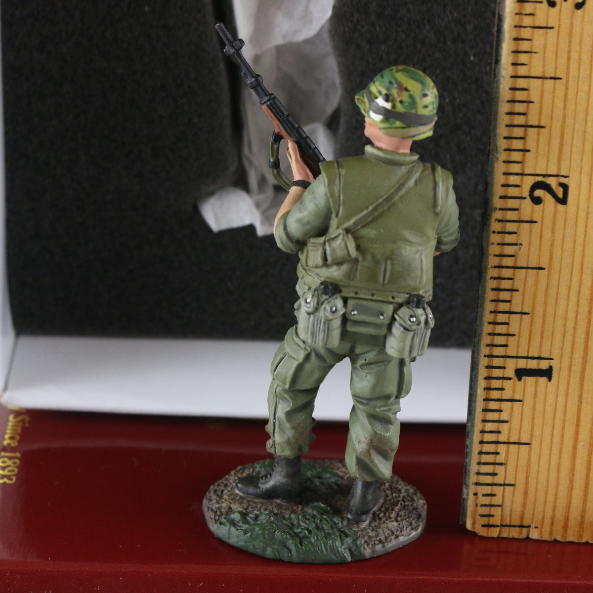 US Marine Vietnam 1966-68 #1 Soldier Britains 1:30 13008 Metal Figure