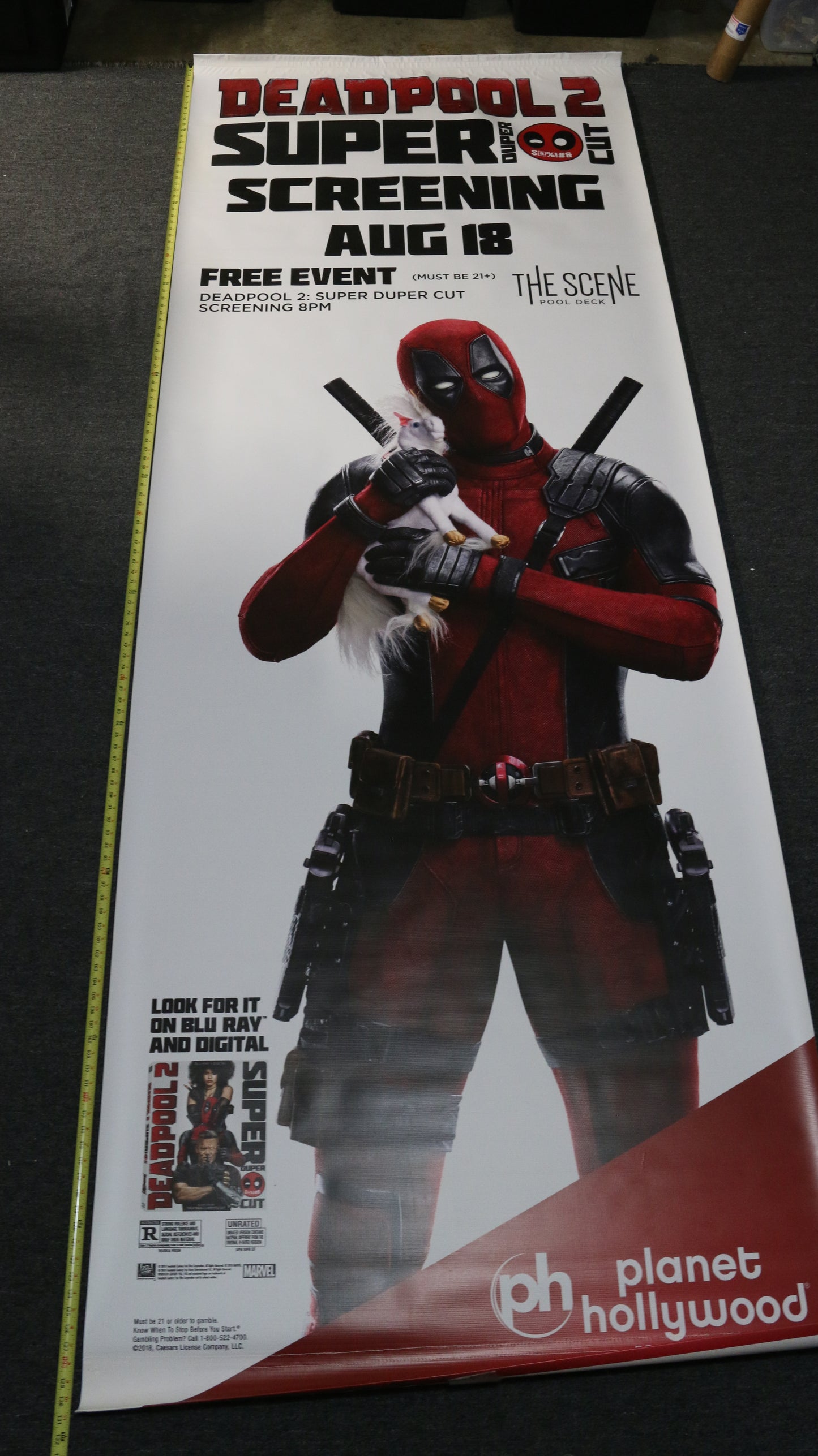 Deadpool 2 Planet Hollywood massive fabric poster Super Duper Cut collectible