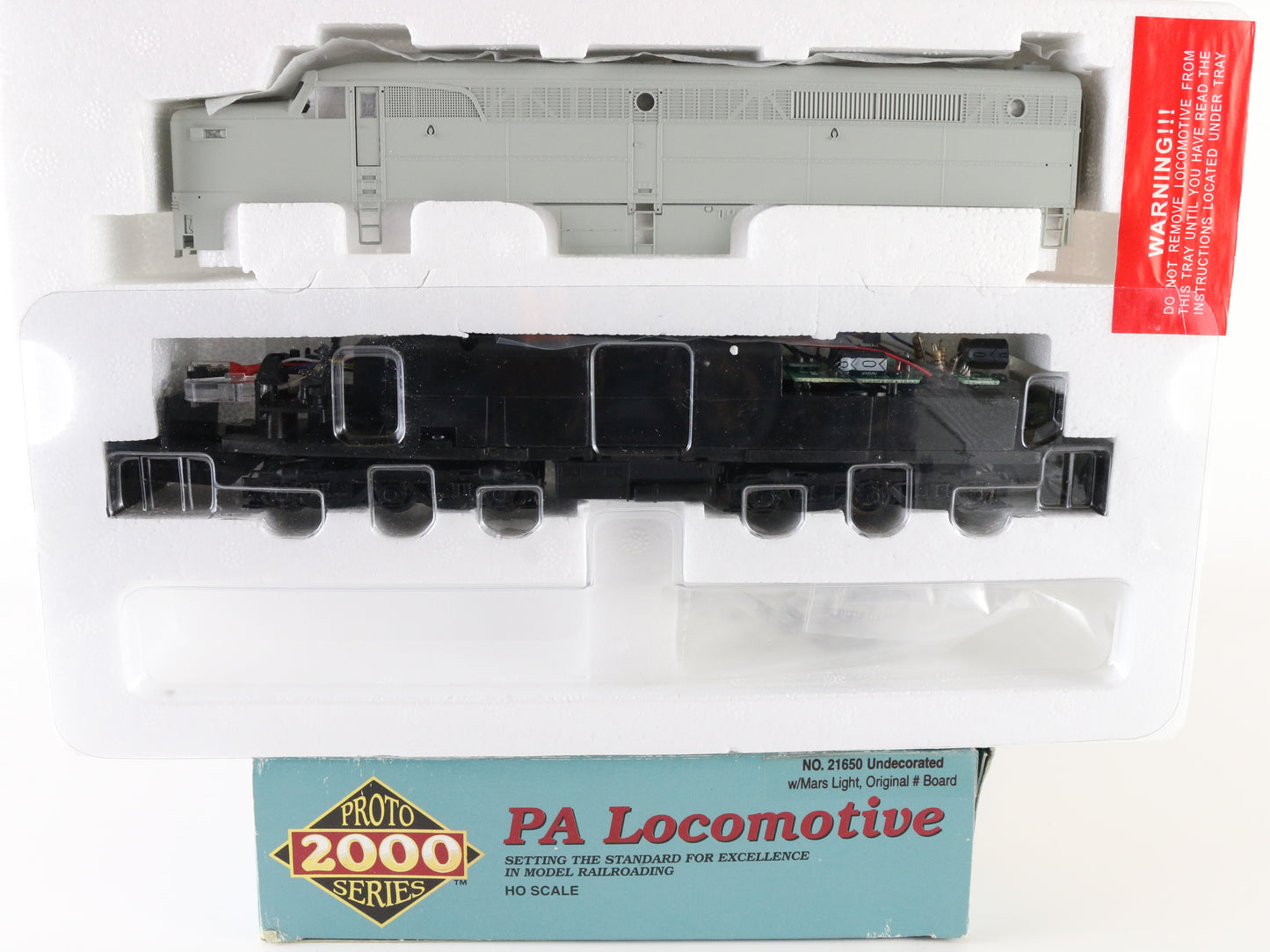 Proto 2000 HO PA Diesel Locomotive Undecorated Gray Shell