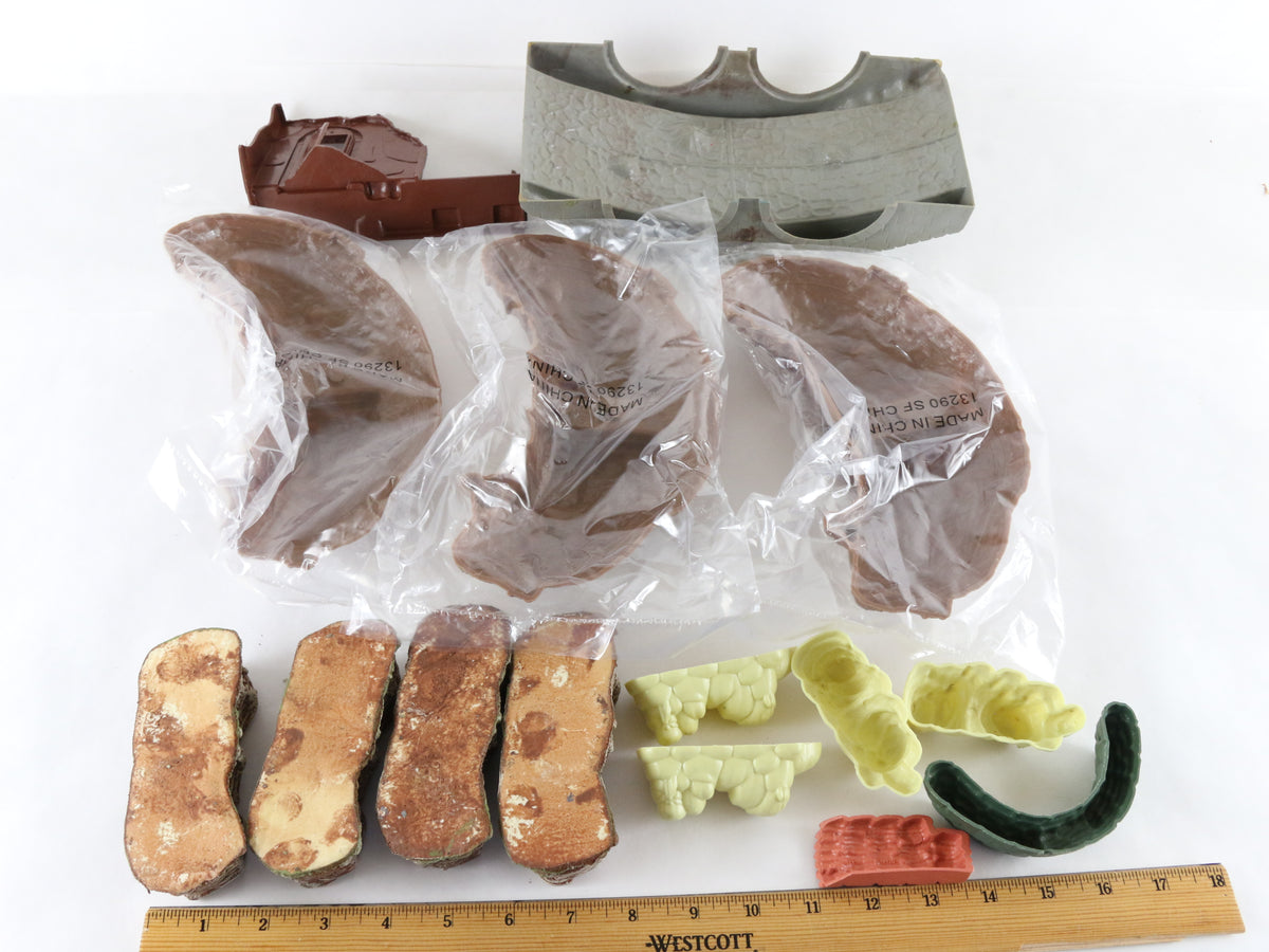 Lot Of 15 Bridge Trenches Barricades Sandbags CTS Marx 1:32 Diorama Accessories