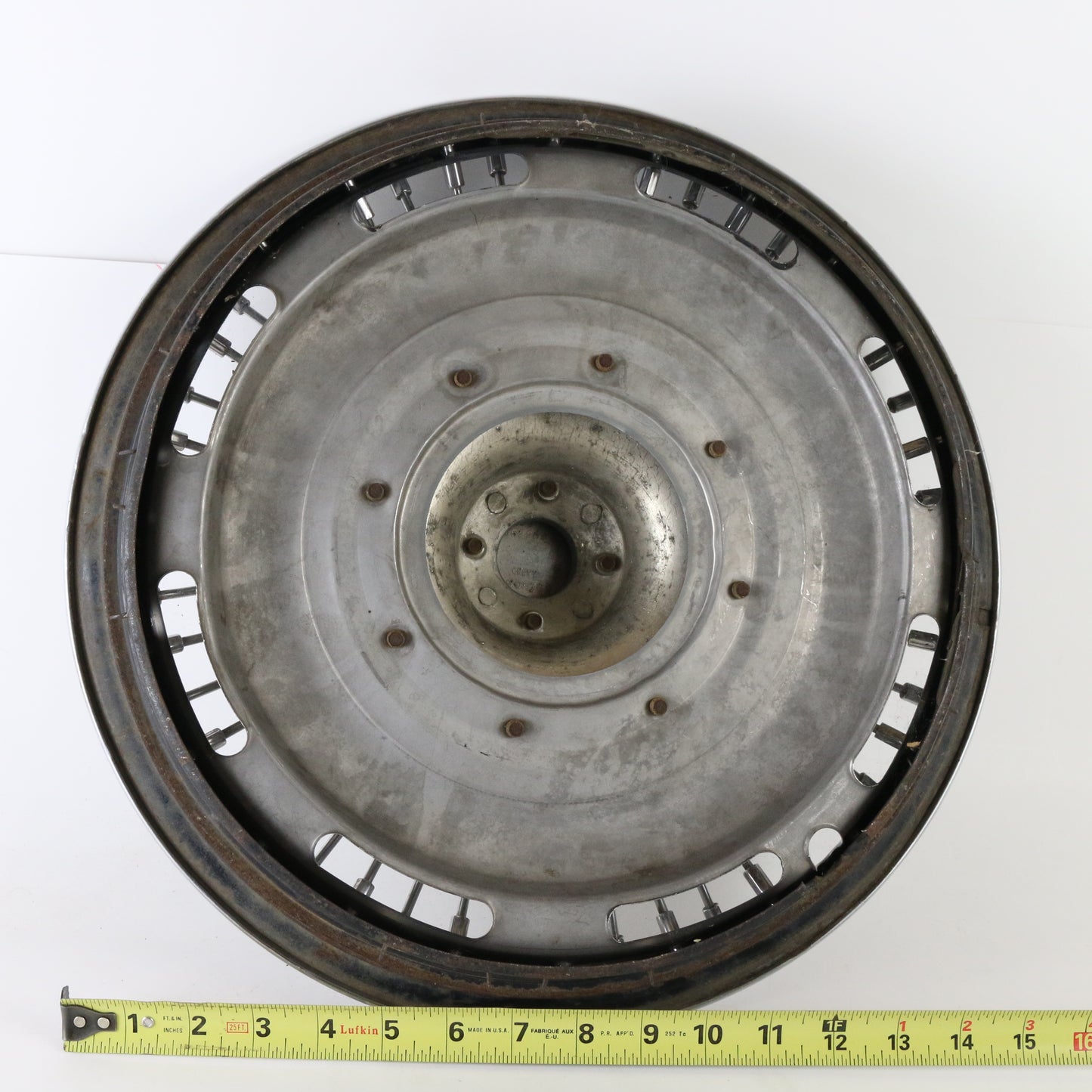 Vintage 1960s Chevrolet Chevelle Turbine Metal Wheel Hubcap 15.75"