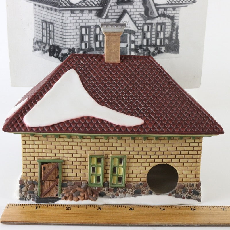 Dept 56 New England Village Apple Valley School Xmas Building 56172