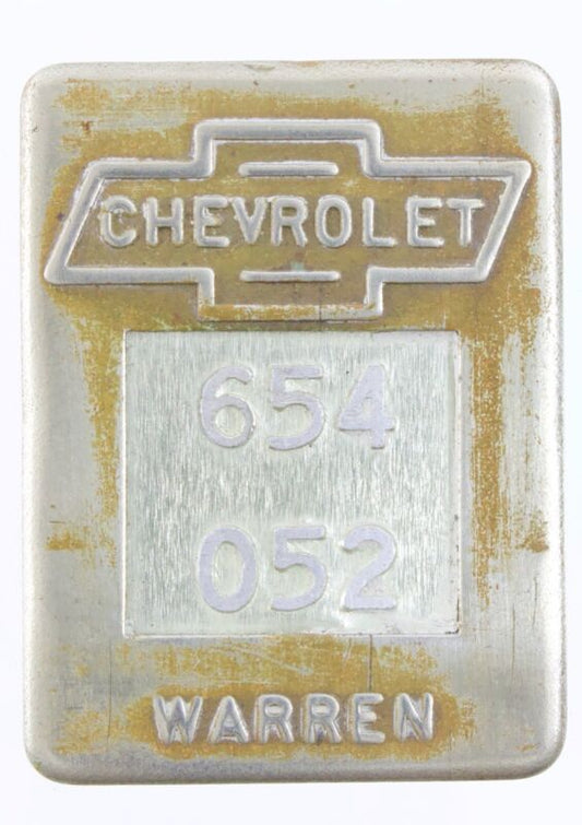 Chevrolet 654 052 Warren 1.5��� Metal Vintage Work Badge Number