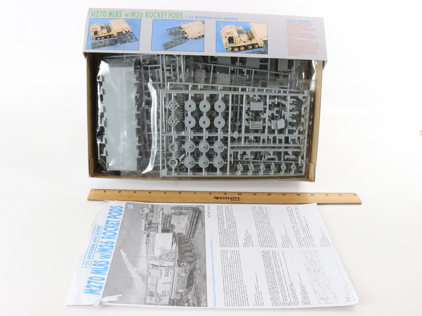 M270 Mlrs M26 Rocket Rods Modern ARV Series Dragon 1:35 3523 Military Model Kit