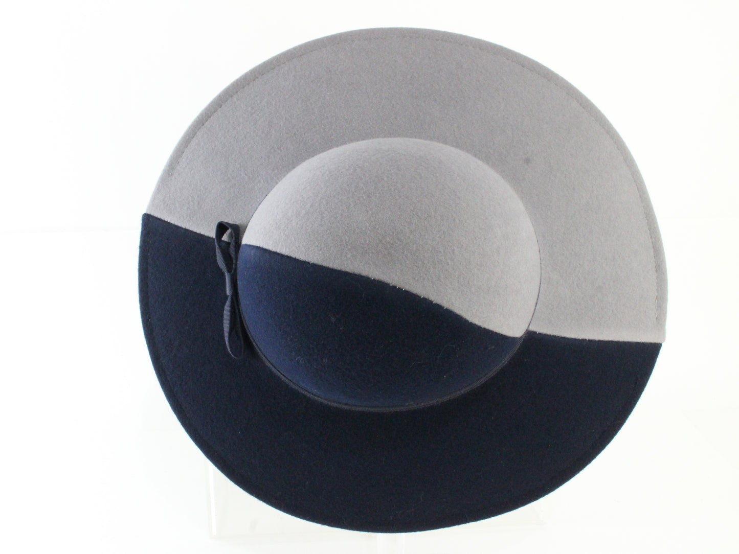 Sonni of California Ladies Navy Blue and Gray Wool Felt Boutique Hat 6 3/4 54cm