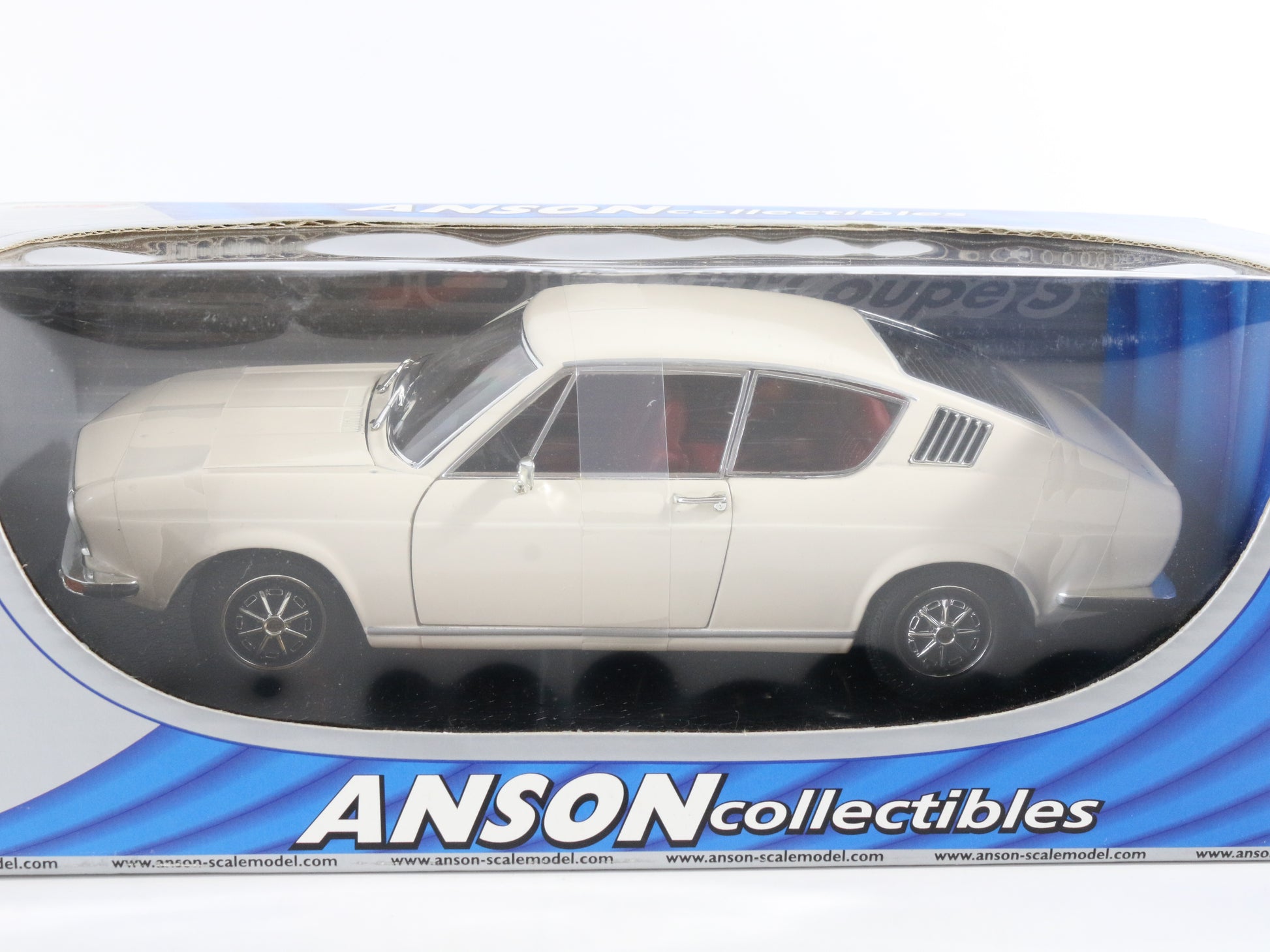 Audi 100 Coupe S White Anson 1:18 Model Car