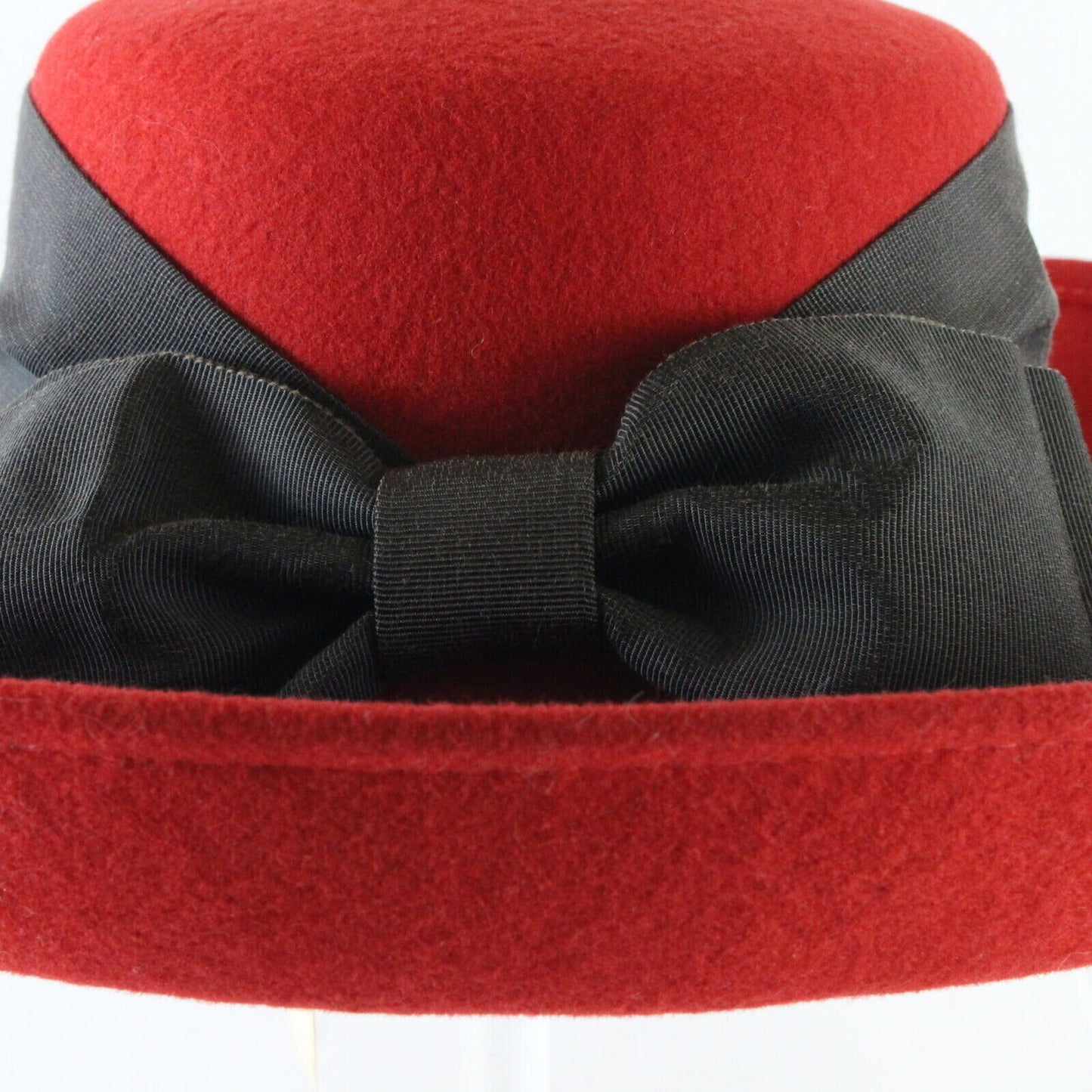 Sonni Wool Felt Red & Black Ladies Dress Hat Cartwheel 6 3/4 54cm