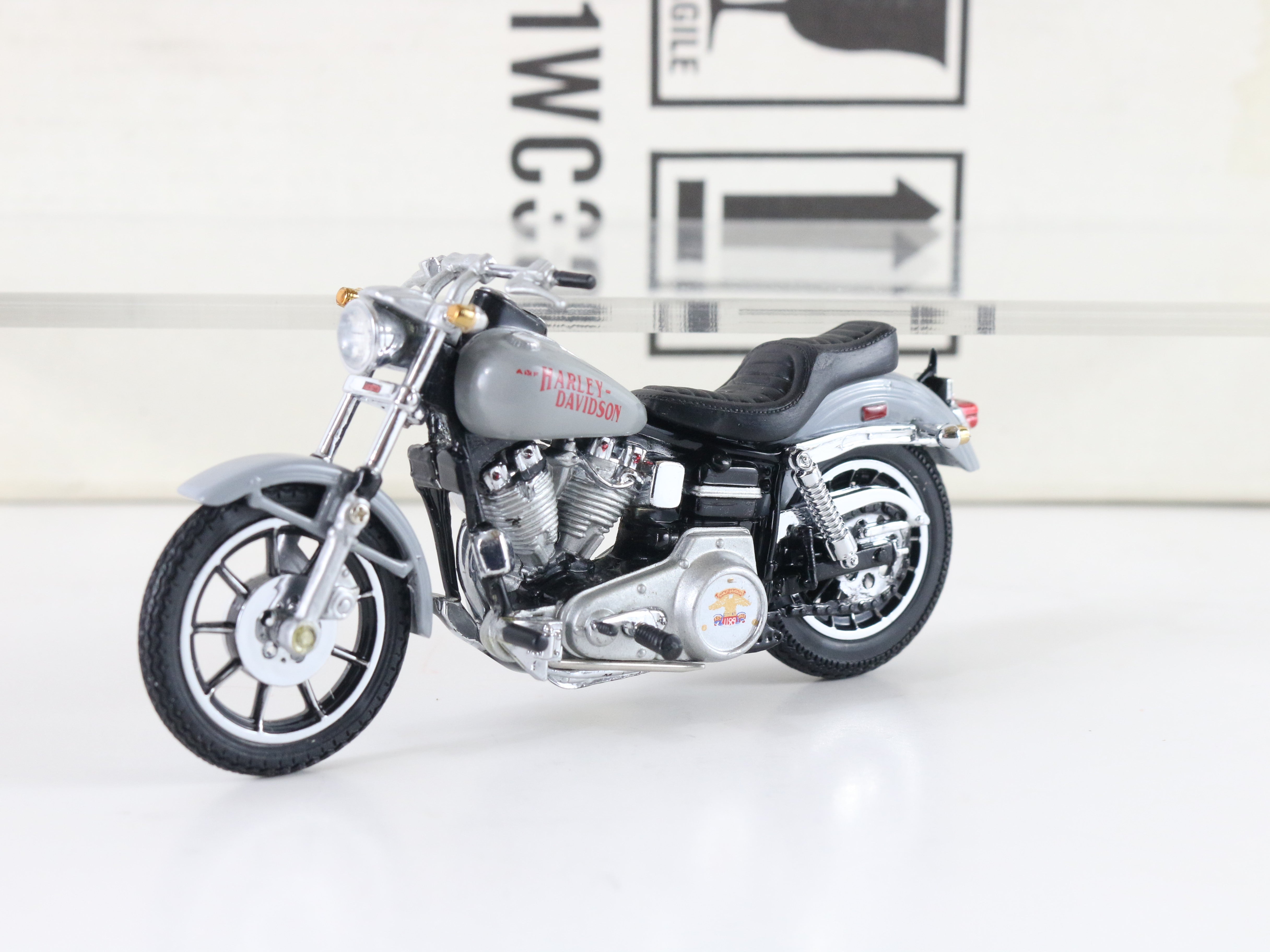 FRANKLIN MINT deals HARLEY DAVIDSON LOW RIDER