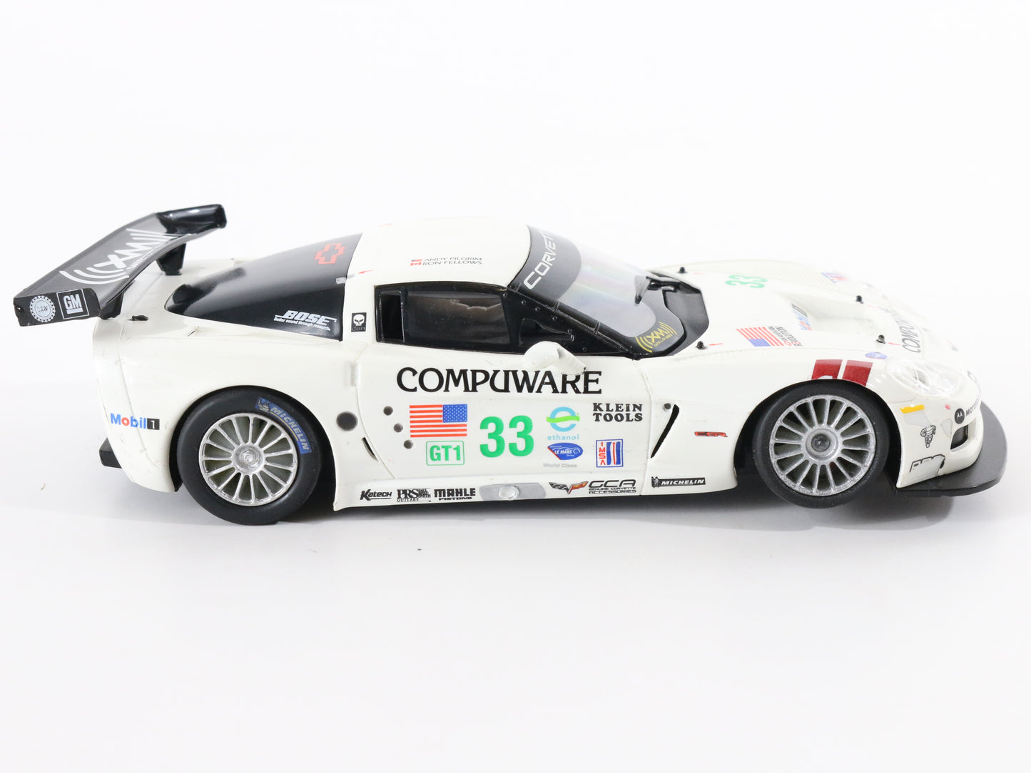 2005 Chevrolet Corvette C6r #33 Compuware Xm SCX Digital 1:32 Slot Car