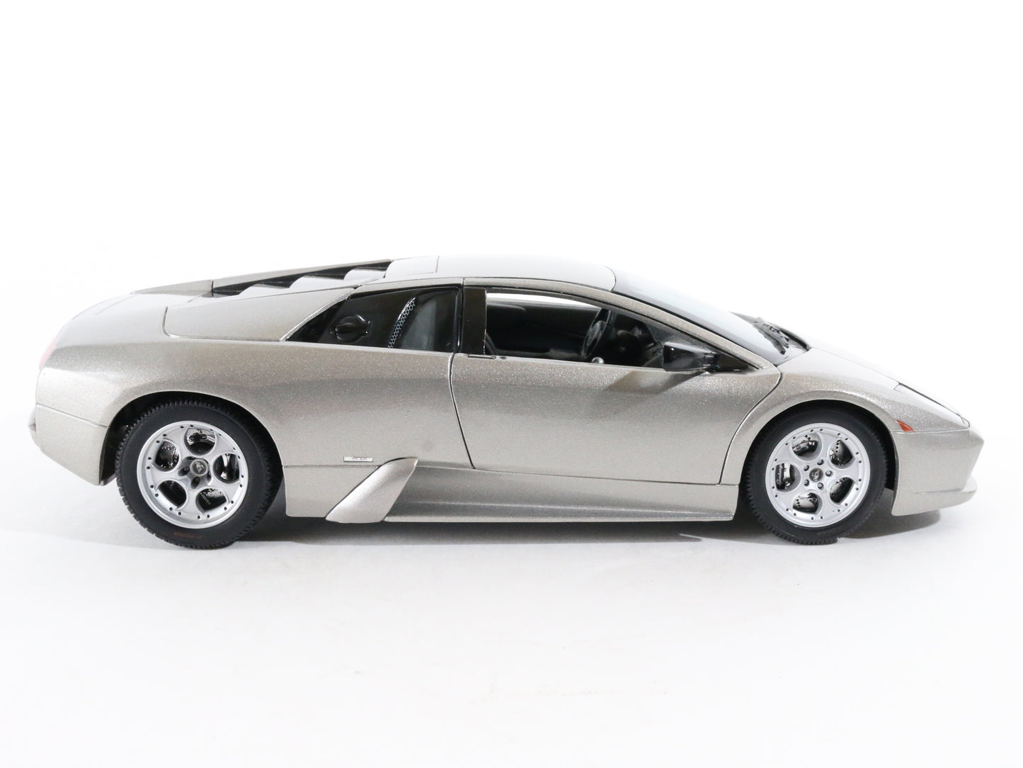 Lamborghini Murcielago Silver Maisto 1:18 Model Car