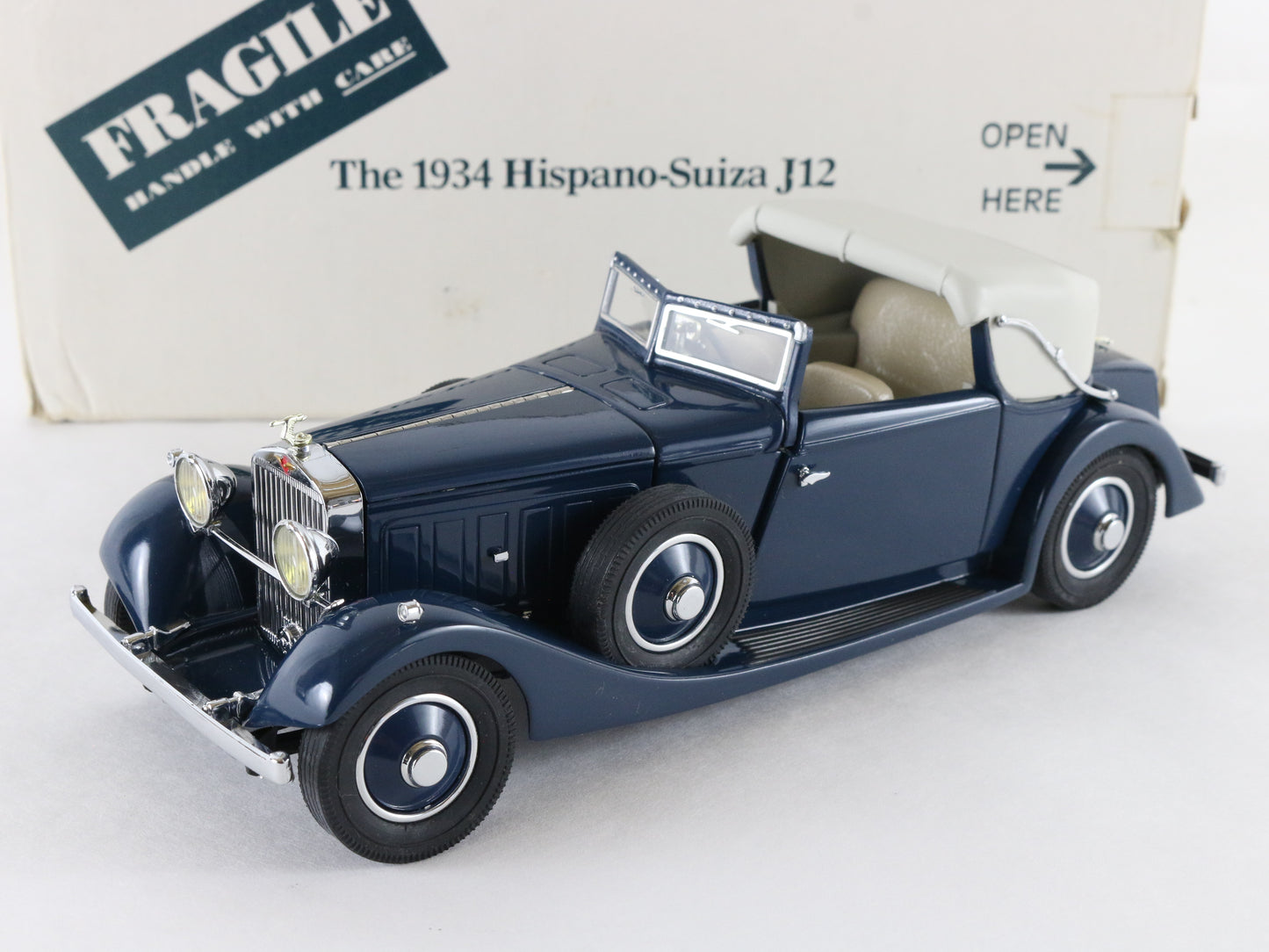 1934 Hispano Suiza J12 Blue White Cars Golden Age Danbury Mint 1:24 Diecast