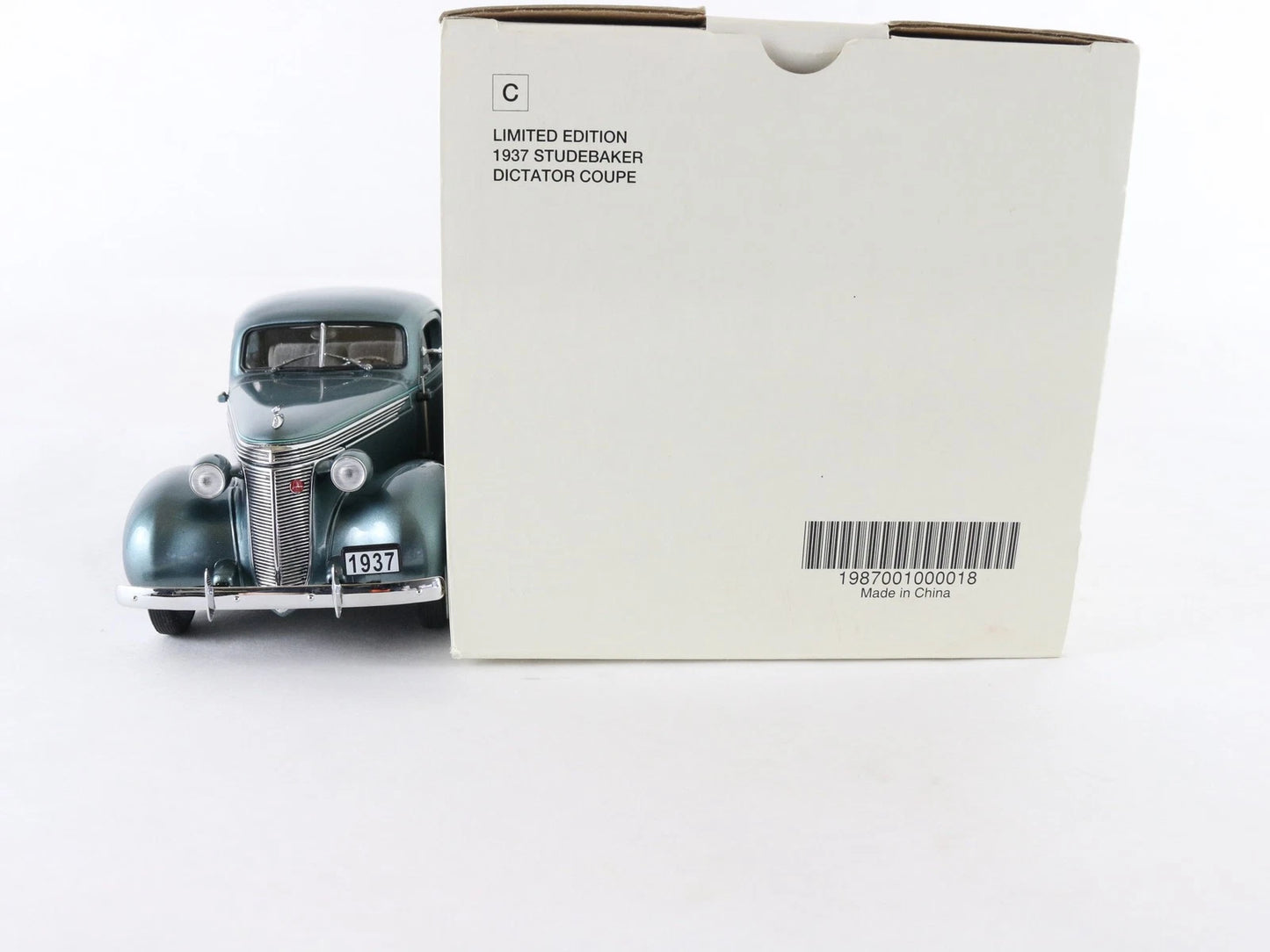 1937 Studebaker Dictator Coupe Blue Danbury Mint 1:24 Diecast Model #239/5000