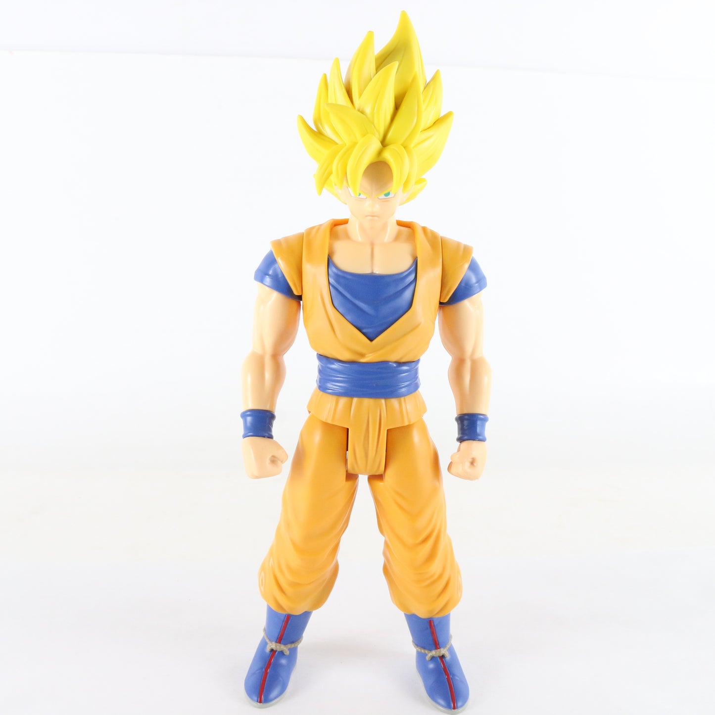 Bandai Namco Dragon Ball Super Limit Breaker SUPER Saiyan Goku 12" Figure