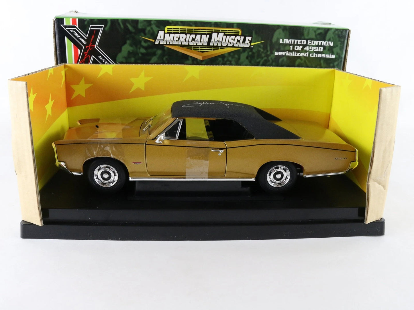 1966 Pontiac GTO Gold John Force Signature American Muscle 1:18 1 Of 4998 32893