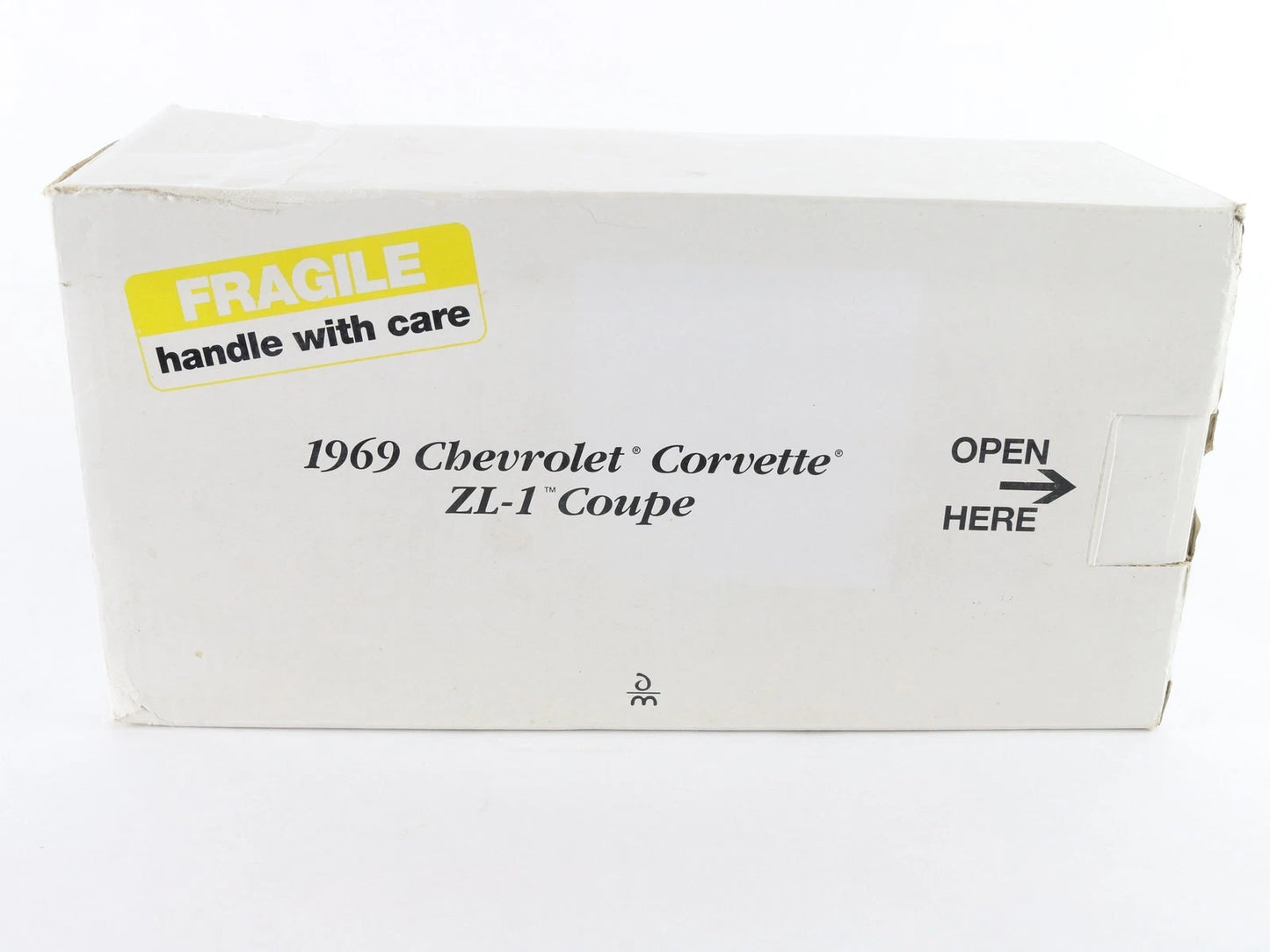 1969 Chevy Corvette ZL-1 Coupe Yellow Danbury Mint 1:24 Diecast Model Car