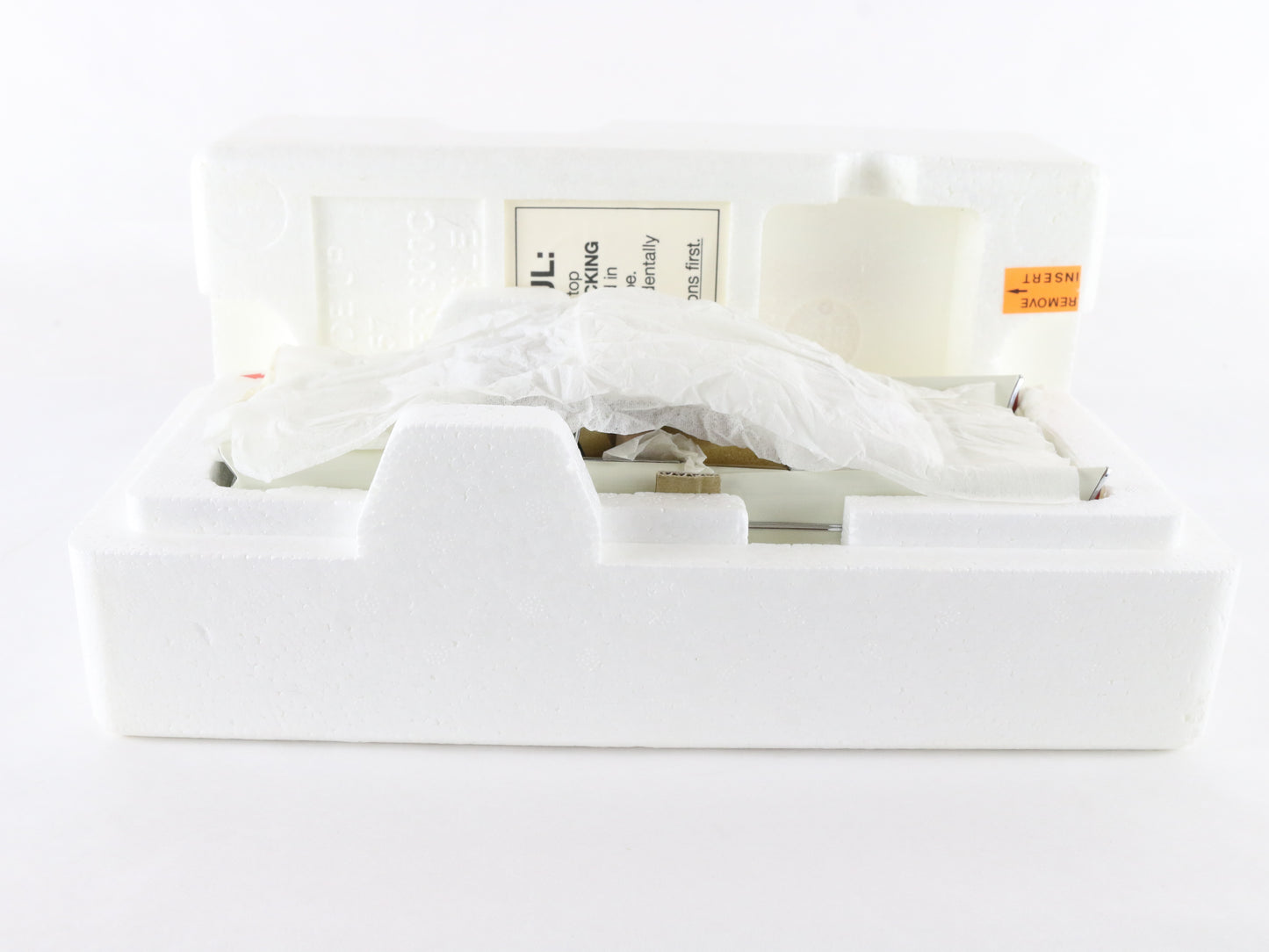 1957 Chrysler 300C Convertible White Danbury Mint 1:24 Diecast Model Car