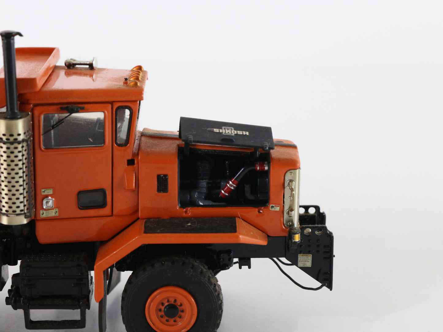 Oshkosh P Series 2 Axle 4x4 Plow Orange Sword 1:50 Metal Model Vehicle