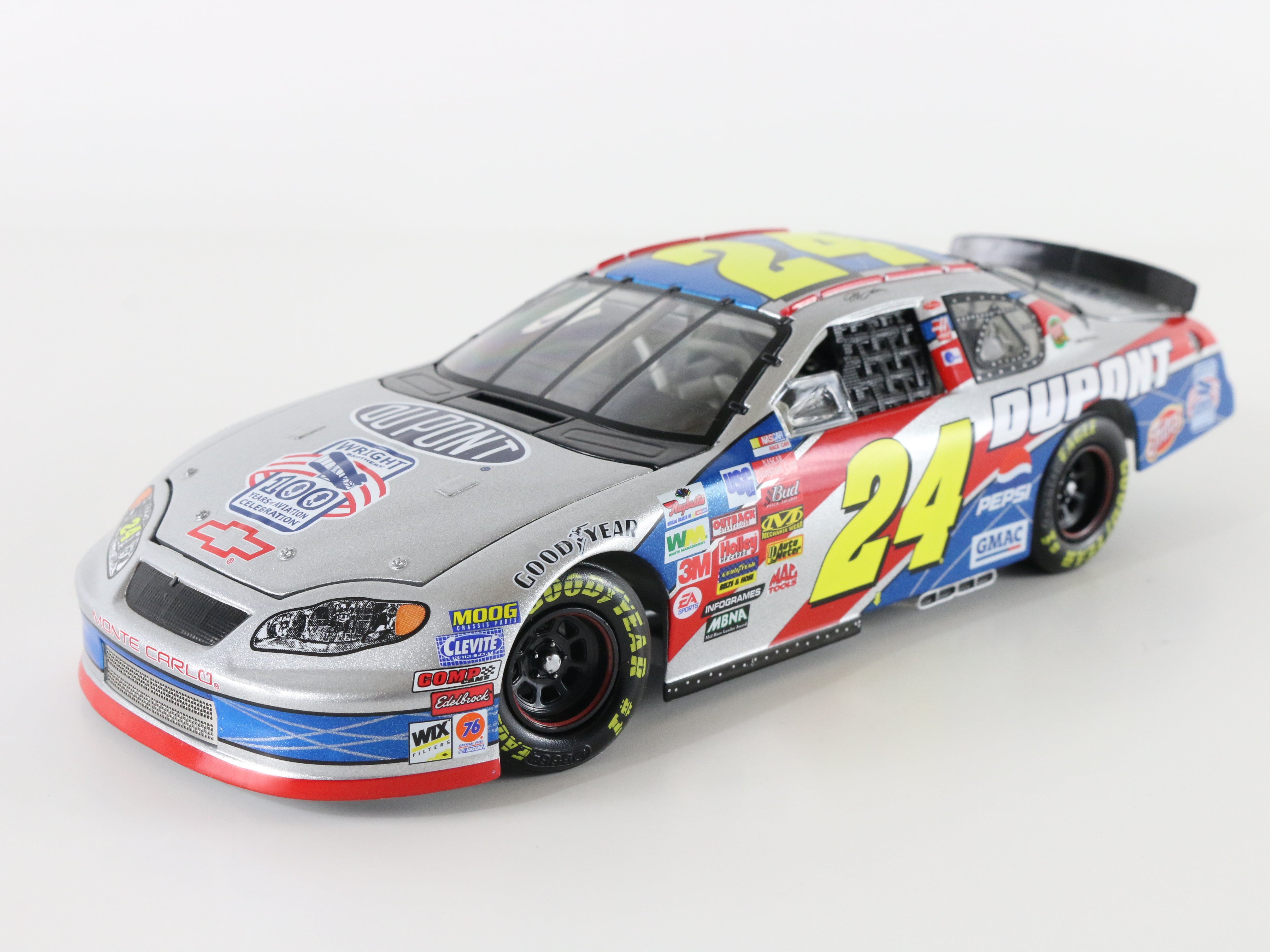 Jeff Gordon 2003 Monte Carlo Diecast on sale Car