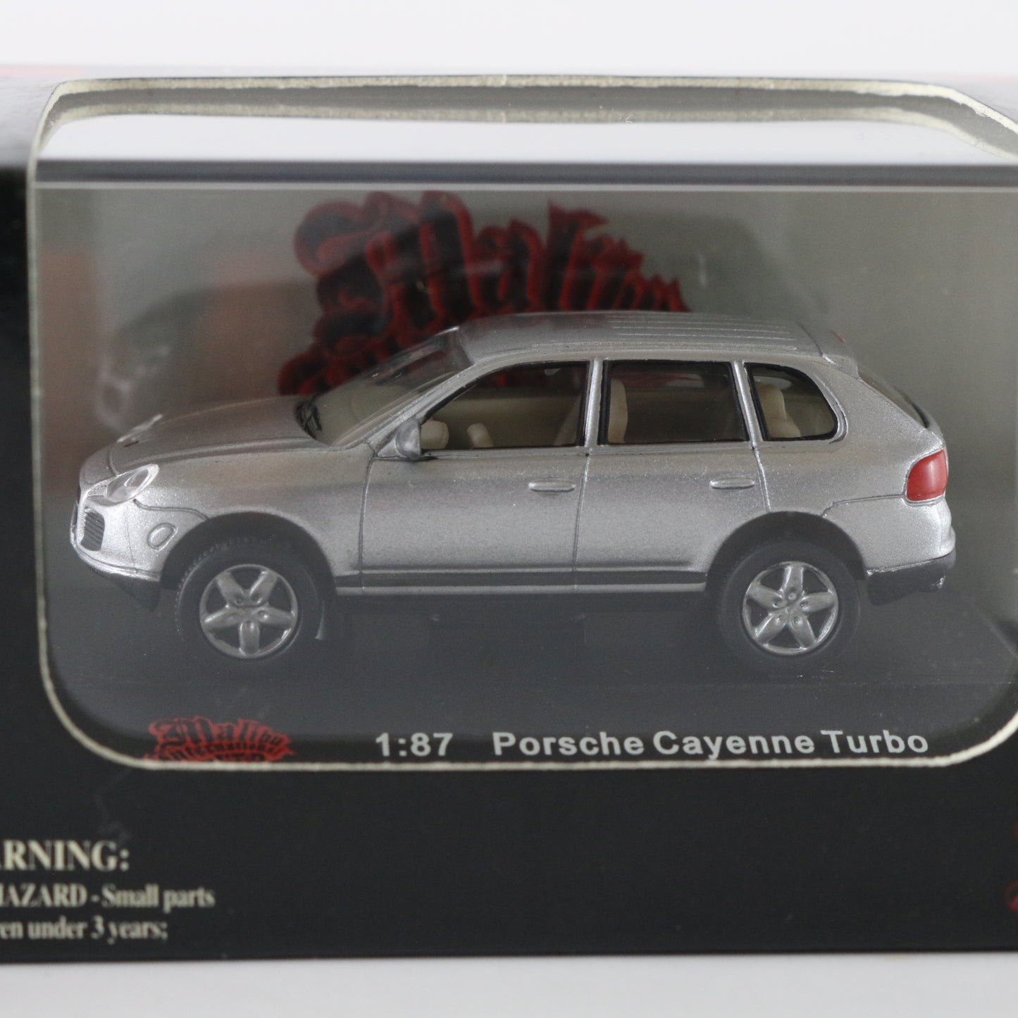 Porsche Cayenne Turbo Silver Malibu Model Car HO Scale 1:87