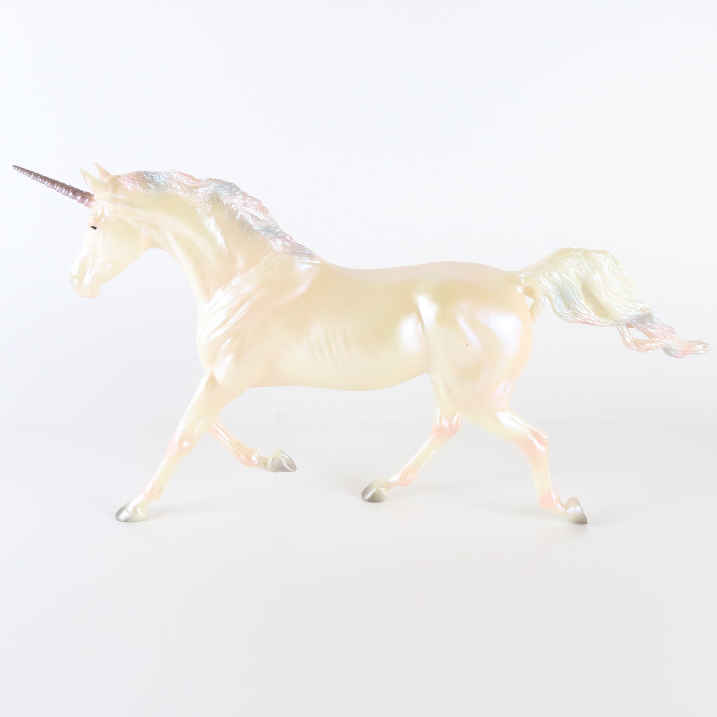 Breyer Zena Shagya Arabian Pearlescent Pink Unicorn Traditional Horse