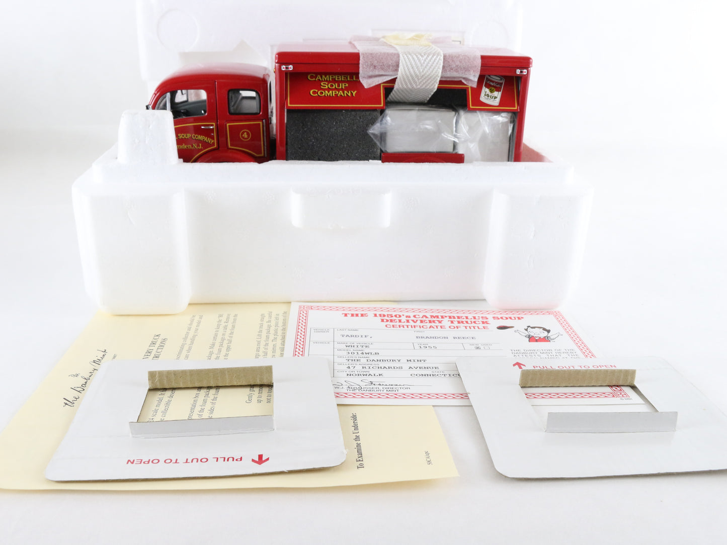 1955 White 3014WLB Campbells Soup Delivery Truck Red Danbury Mint 1:24 Diecast
