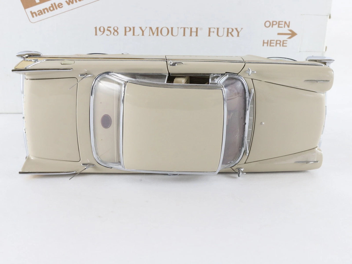 1958 Plymouth Fury Hardtop Buckskin Beige Danbury Mint 1:24 Diecast Model