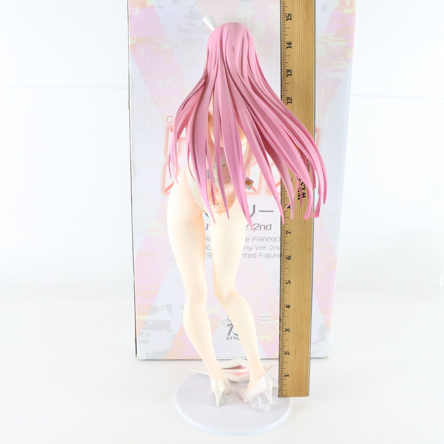 B-style Darling In The Franxx Zero Two Bunny Ver 2nd 1:4 Scale Figure