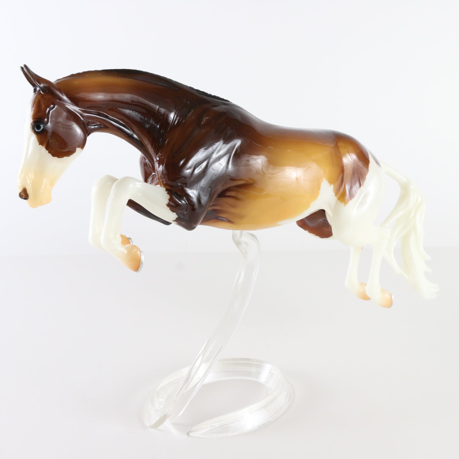 Breyer Jump and Drive Bristol Braided Mane Glossy Traditional Horse with Stand