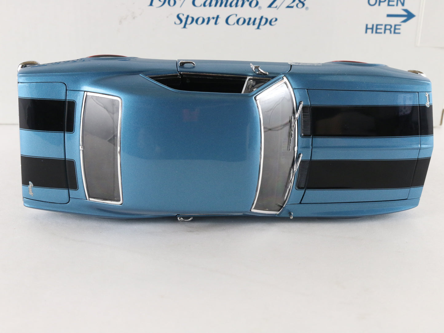 1967 Chevy Camaro Z/28 Sport Coupe Blue Black Danbury Mint 1:24 Diecast Model