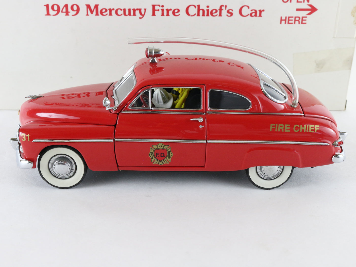 1949 Mercury Fire Chiefs Car Red Danbury Mint 1:24 Diecast Model