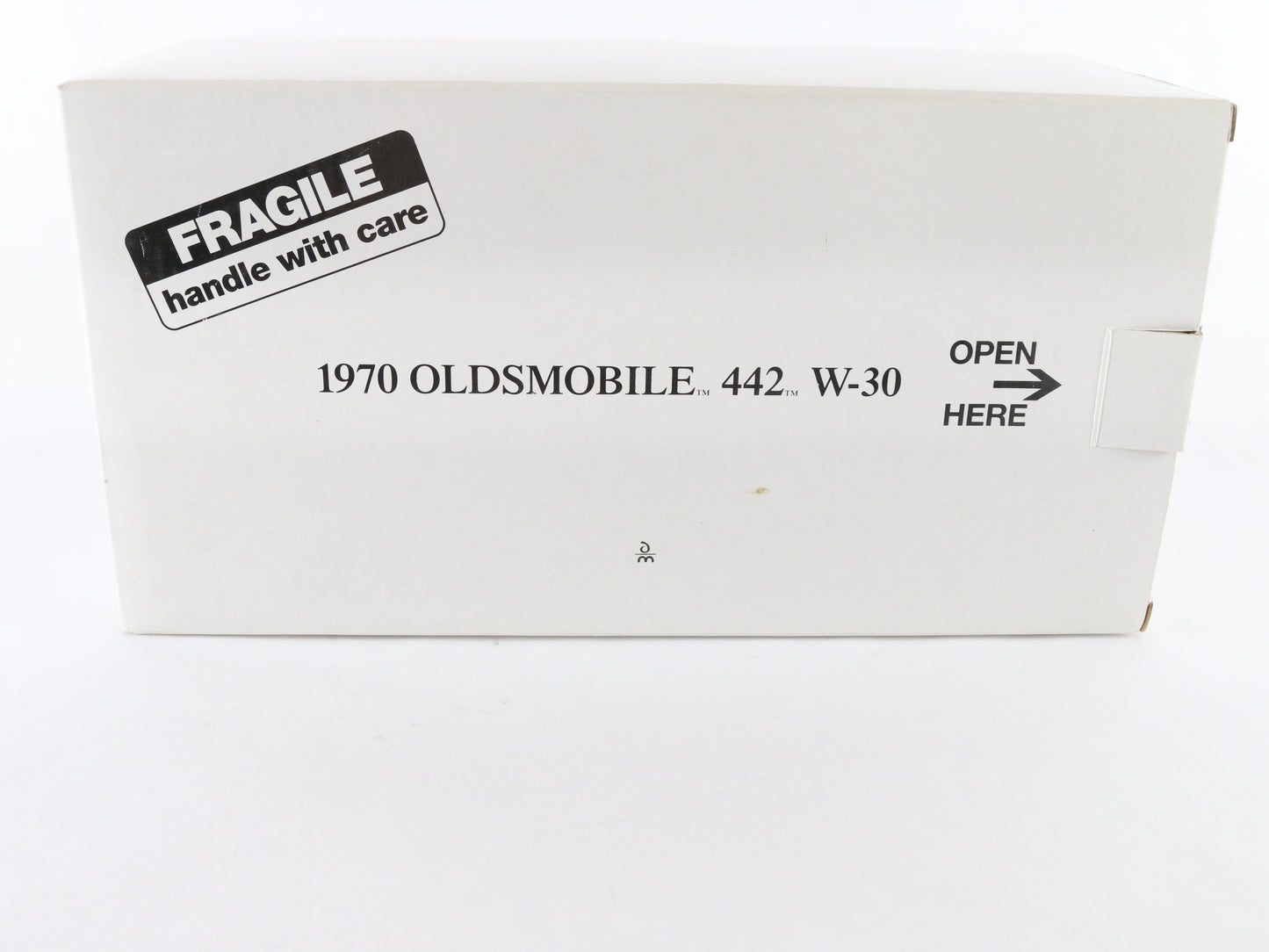 1970 Oldsmobile 442 W-30 Orange & White Danbury Mint 1:24 Diecast Model Car