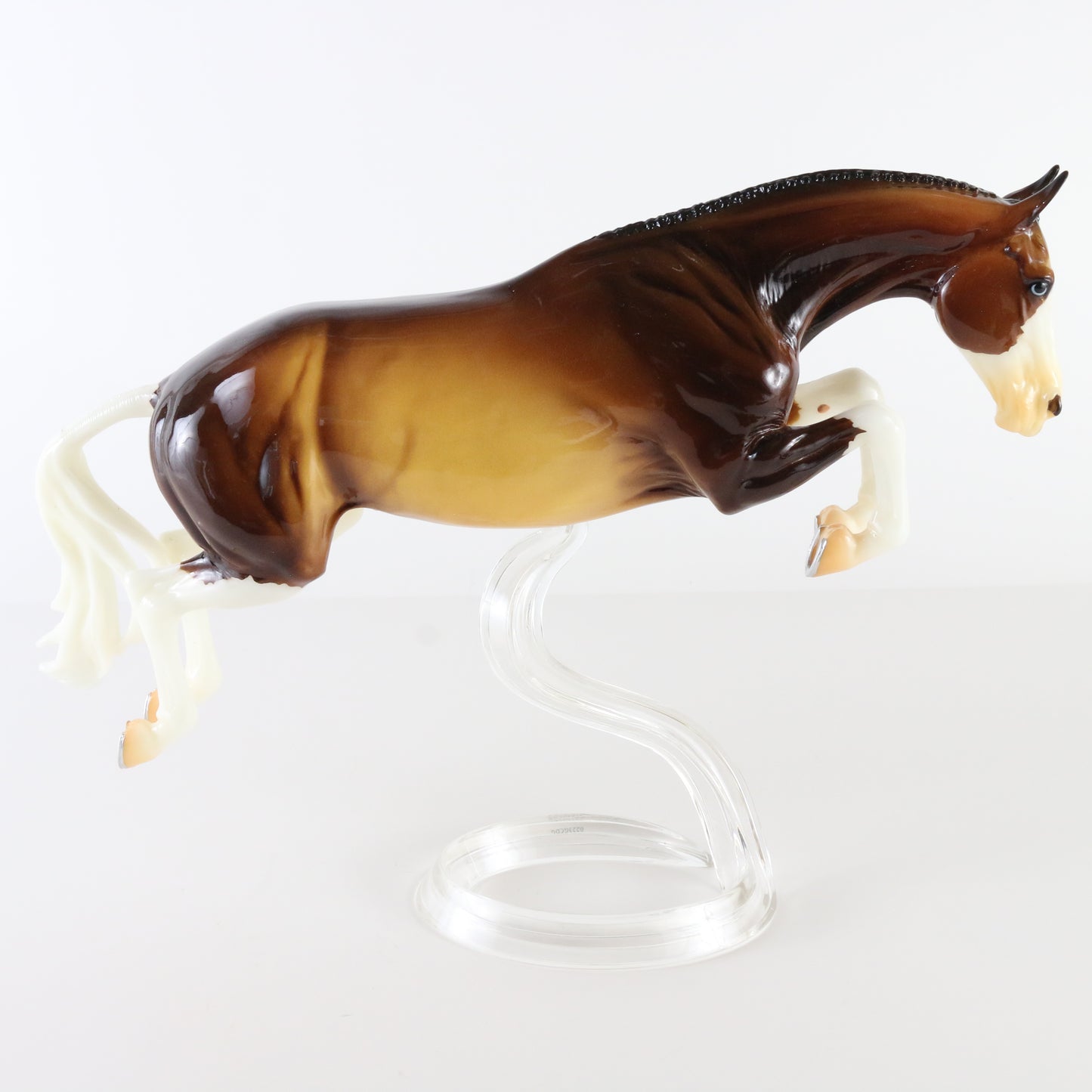 Breyer Jump And Drive Bristol Braided Mane Glossy Traditional Horse W/ Stand