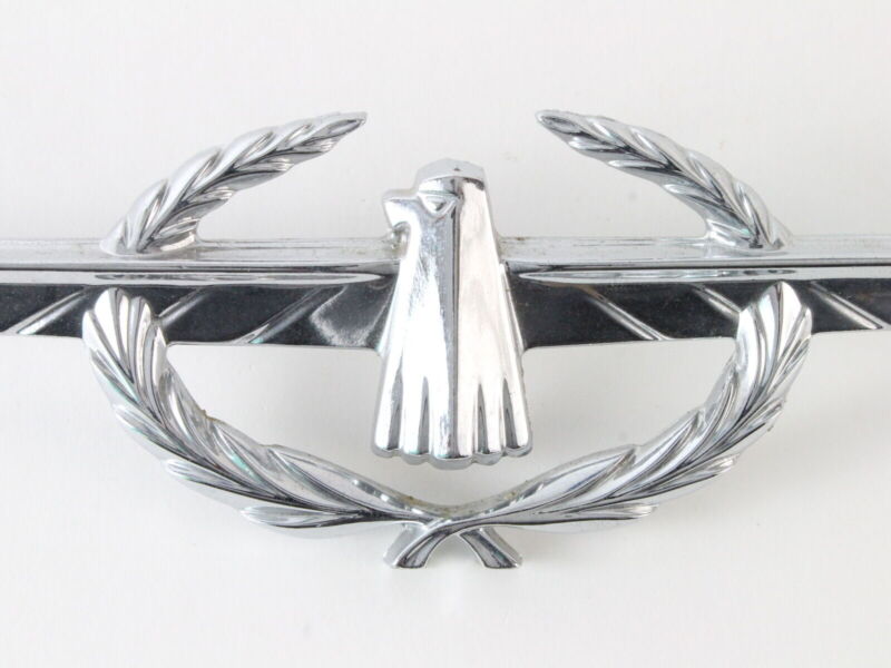 1970 Ford Thunderbird 9.25" Metal Emblem Badge Side?