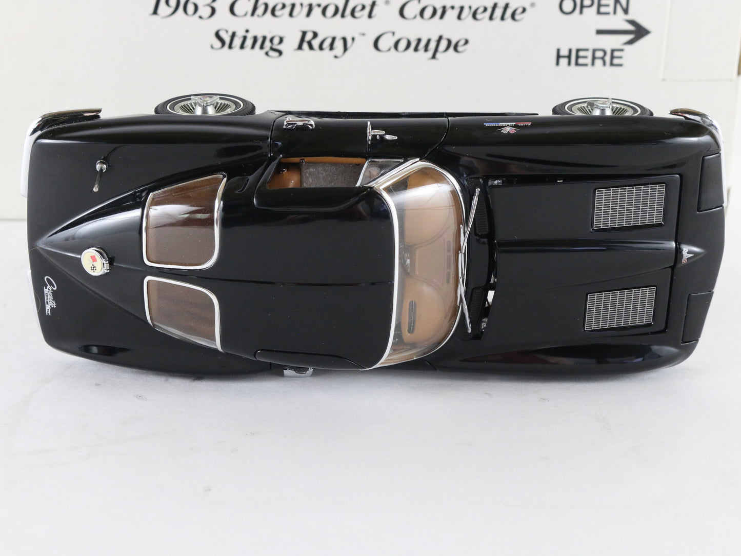 1963 Chevy Corvette Sting Ray Coupe Black Danbury Mint 1:24 Diecast Model