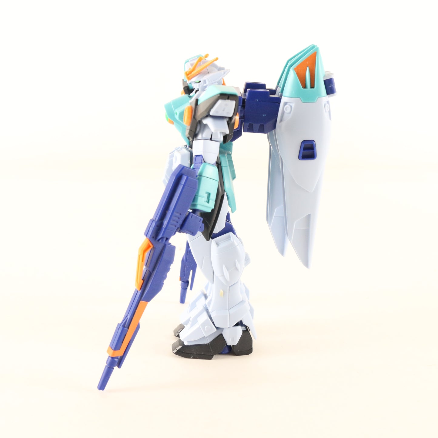 Gundam HG Wing Sky Zero Mobile Suit Bandai 1/144 Model Figure W/ Accessories