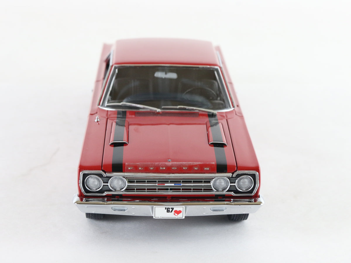 1967 Plymouth GTX Hardtop Red Black Danbury Mint 1:24 Diecast Model Car