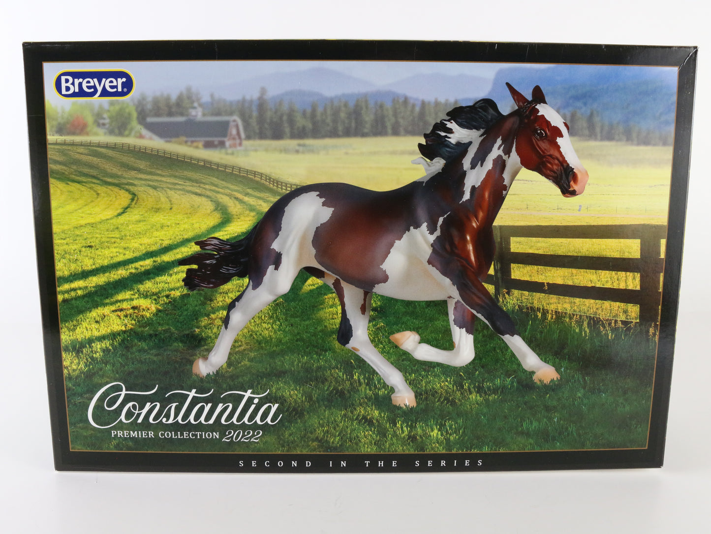 Breyer Constantia Premier Collection 2022 with Box, Bag & COA Traditional Horse