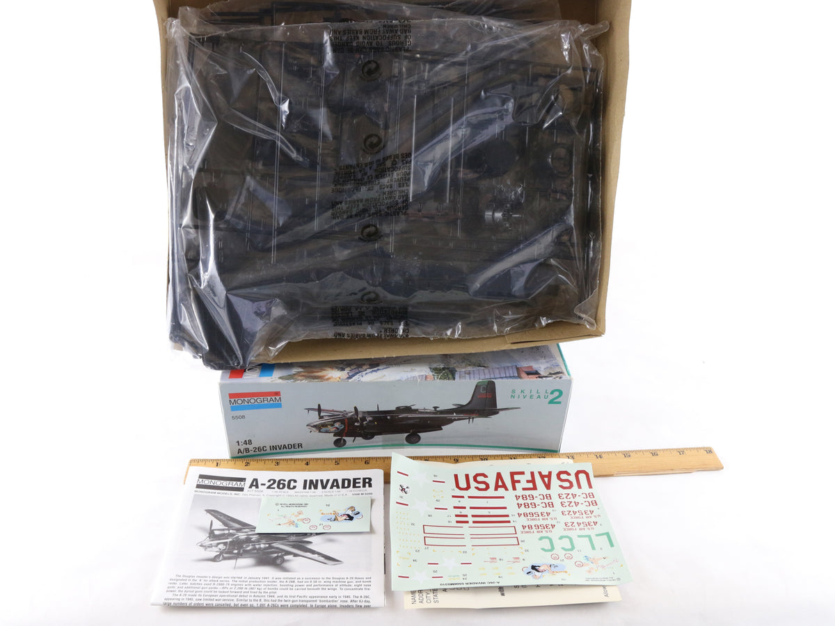 A/B-26C Invader Douglas Bomber Plane Monogram 1:48 5508 Model Kit