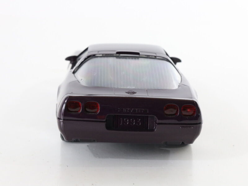 1993 Chevrolet Chevy Corvette Dark Purple AMT ERTL 1:24 Plastic Promo Model Car