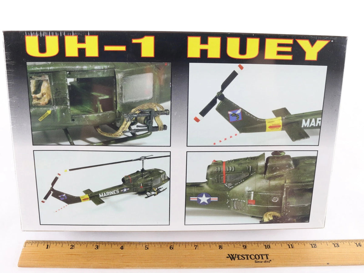 UH-1 Huey Helicopter Bell Lindberg 1:48 71142 Sealed Military Kit