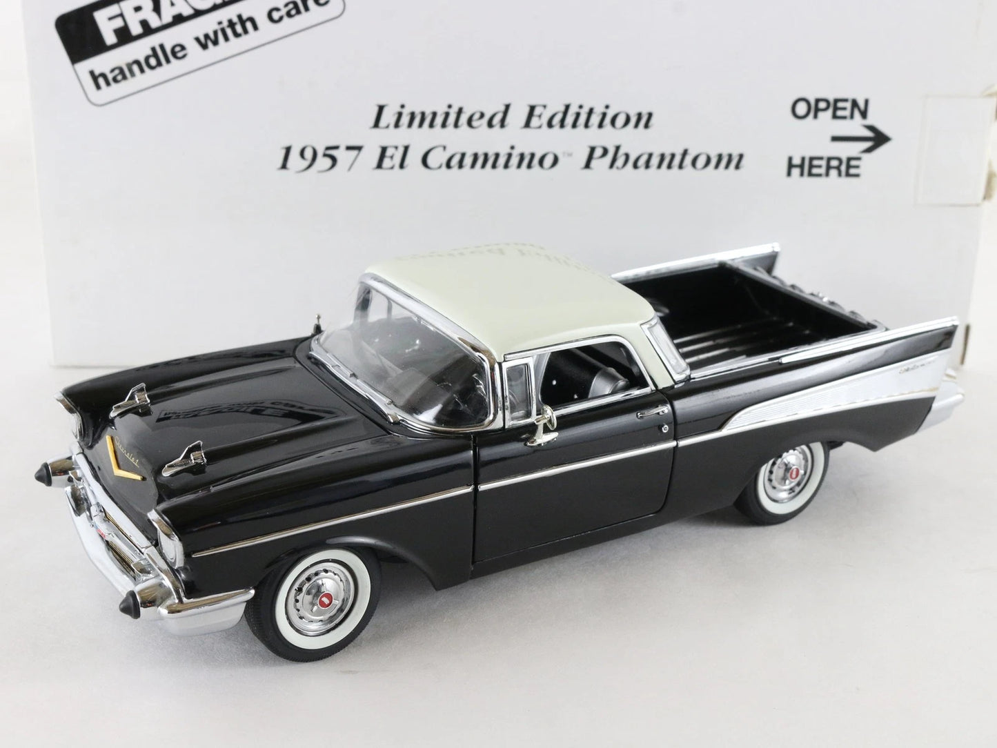 1957 Chevy El Camino Phantom Black White Danbury Mint 1:24 Diecast 109