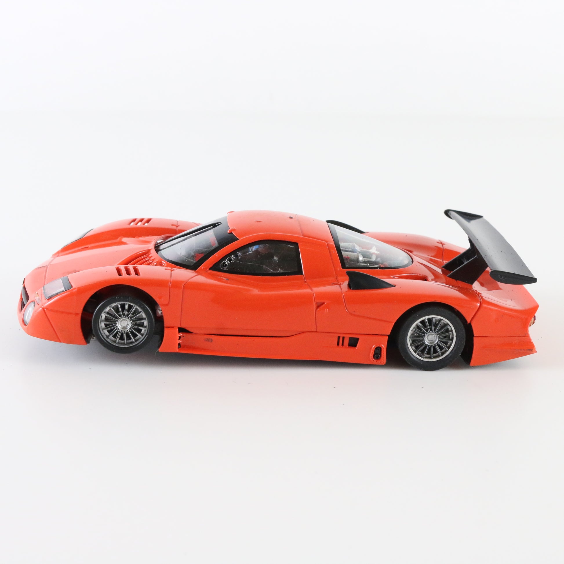 Slot.it Nissan R390 GT1 orange 1:32 slot car