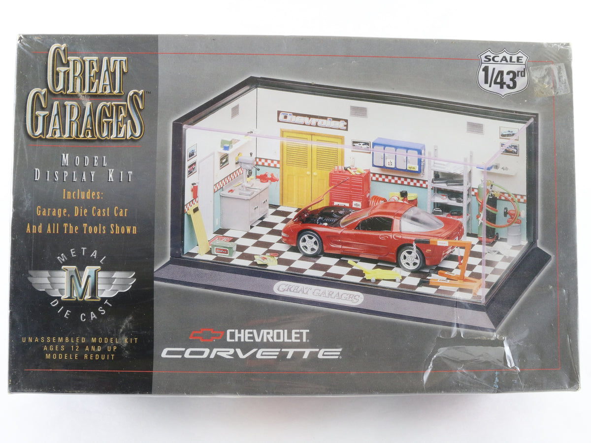 Chevrolet Corvette Great Garages Estes 1:43 Diecast Model Display Kit 8001