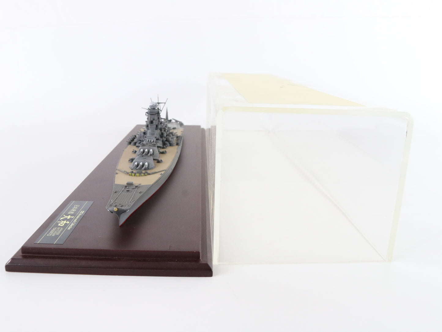 Yamato Japanese Battleship Military Boat Masterwork Tamiya 1:700 PRE-BUILT